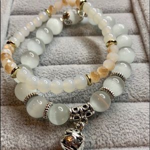 Beaded bracelet made with quality stones